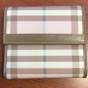 Burberry wallet